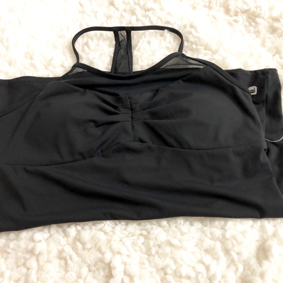 Fabletics Performance Tank - Picture 7 of 8